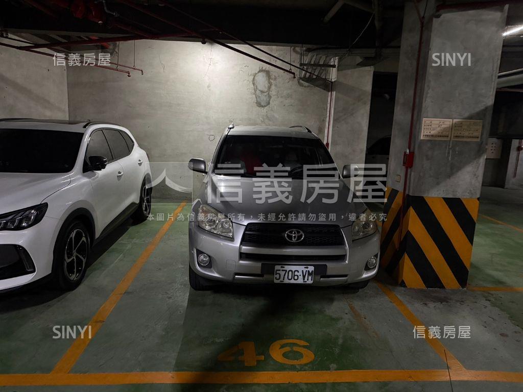 力霸文心樓大空間三房平車房屋室內格局與周邊環境