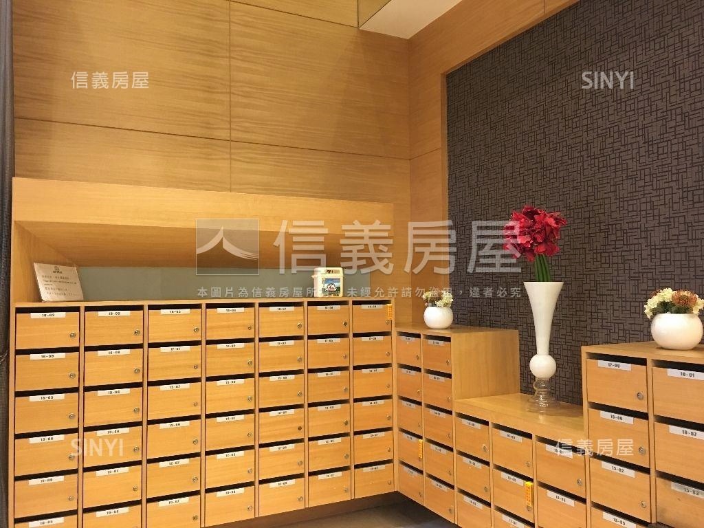 世界之心美視野Ｂ１平車房屋室內格局與周邊環境