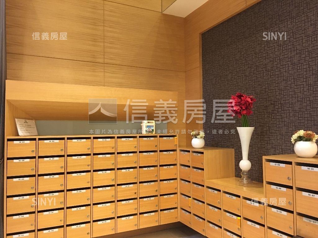 世界之心美視野Ｂ１平車房屋室內格局與周邊環境