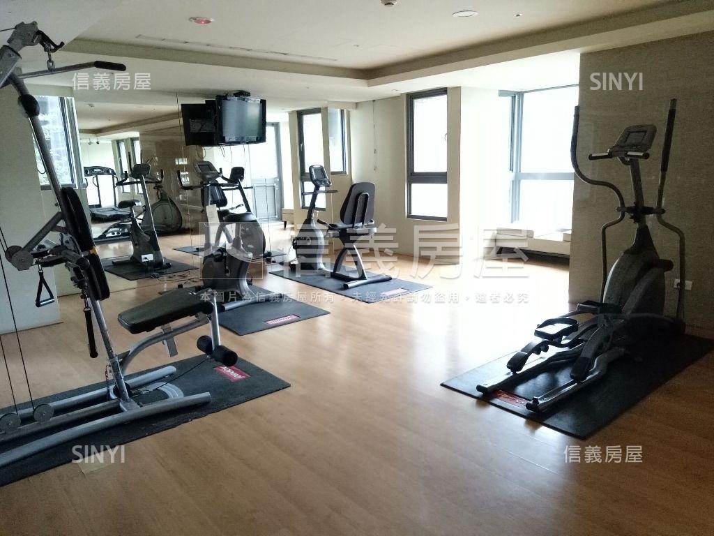 世界之心美視野Ｂ１平車房屋室內格局與周邊環境