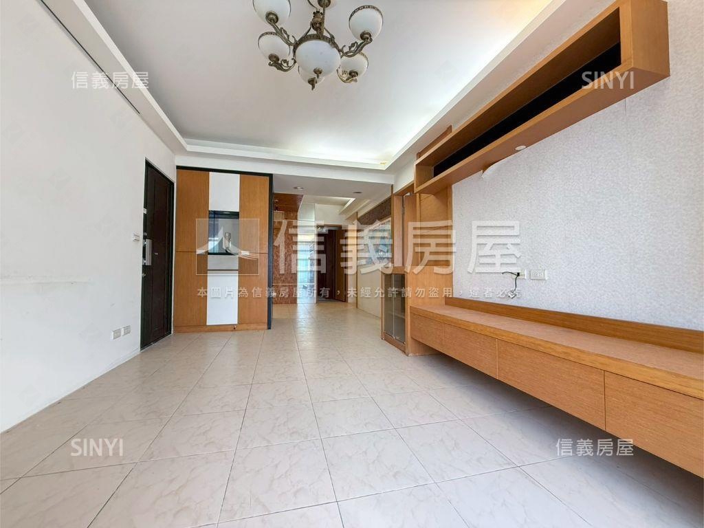 星雲街採光美宅房屋室內格局與周邊環境