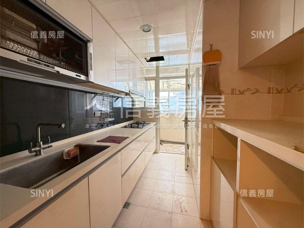 星雲街採光美宅房屋室內格局與周邊環境