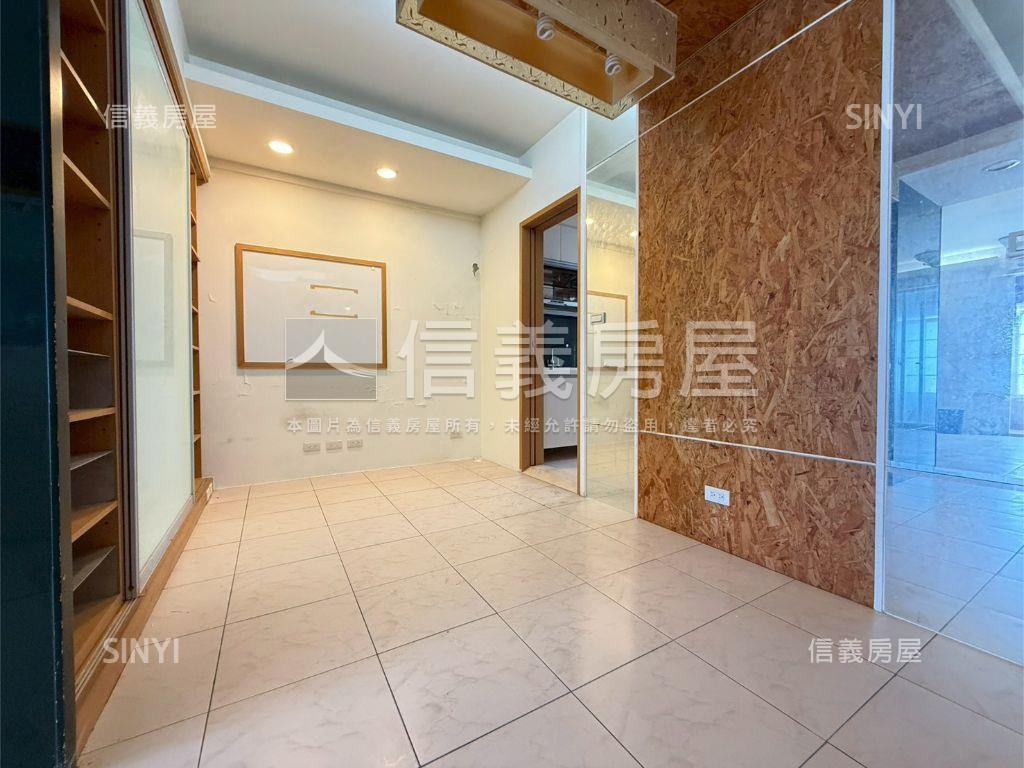 星雲街採光美宅房屋室內格局與周邊環境