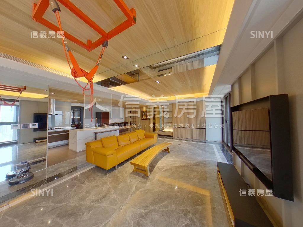 昭揚縱橫高樓裝潢美宅房屋室內格局與周邊環境