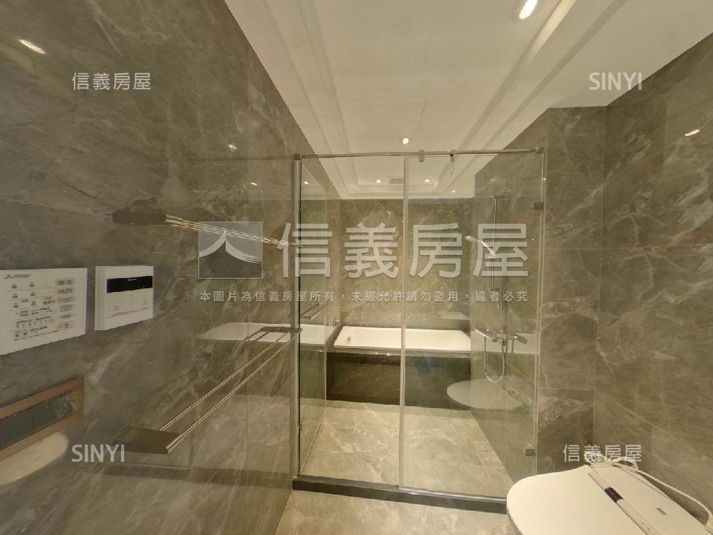 昭揚縱橫高樓裝潢美宅房屋室內格局與周邊環境