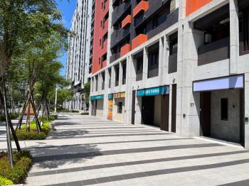 中路重劃精美店面近公園