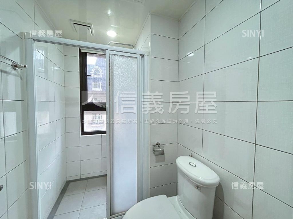 鼎藏璞麗２房高樓層房屋室內格局與周邊環境