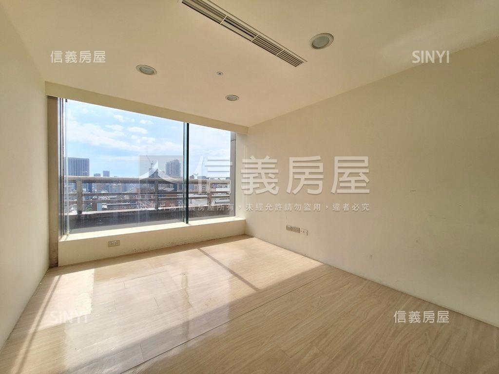 高樓露台美景晚霞安和純辦房屋室內格局與周邊環境