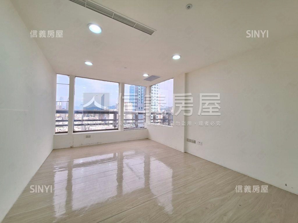 高樓露台美景晚霞安和純辦房屋室內格局與周邊環境
