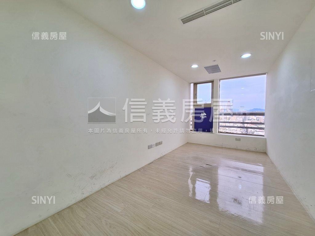 高樓露台美景晚霞安和純辦房屋室內格局與周邊環境