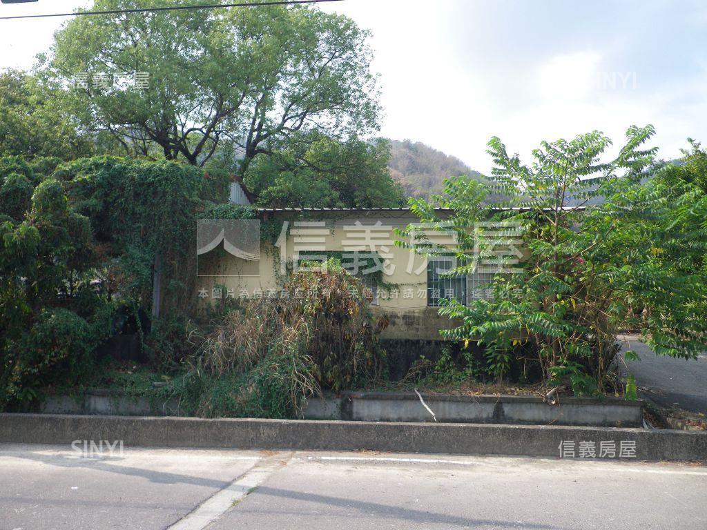 近美濃農會超市漂亮農地房屋室內格局與周邊環境