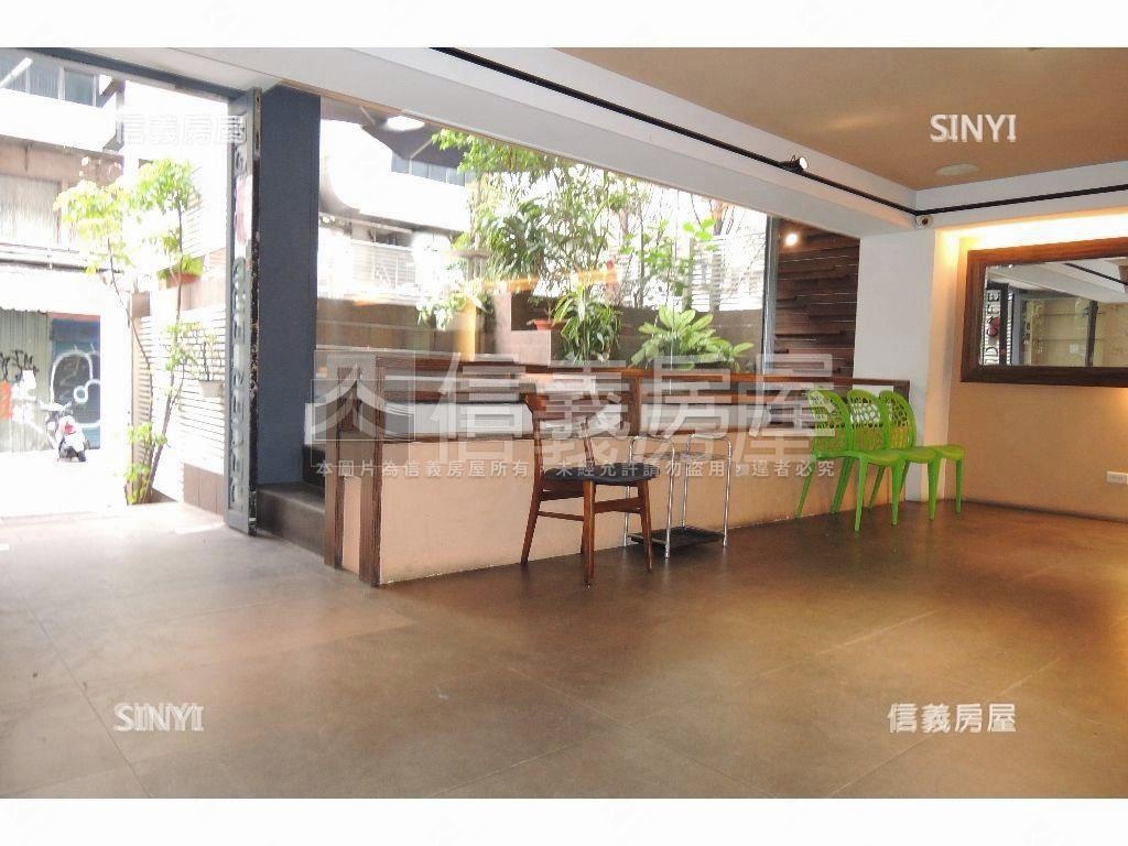 東區明曜商圈金店面房屋室內格局與周邊環境