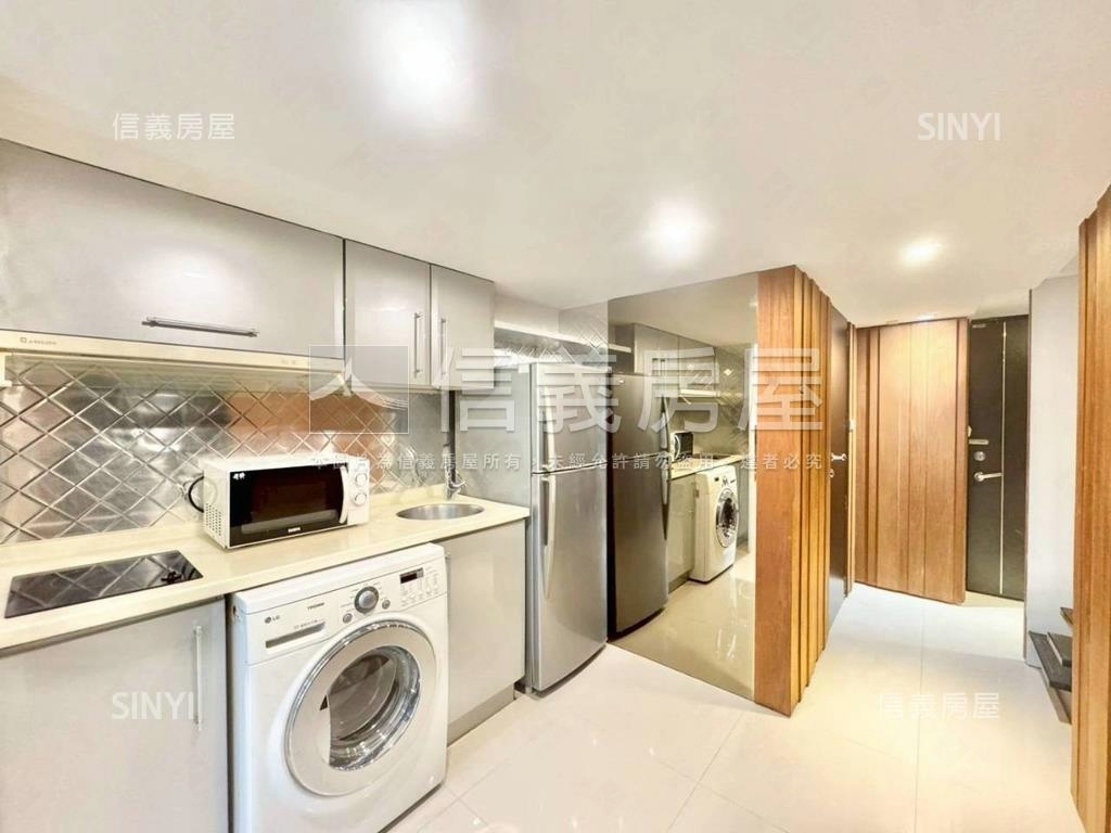 高樓明亮遠企之戀房屋室內格局與周邊環境