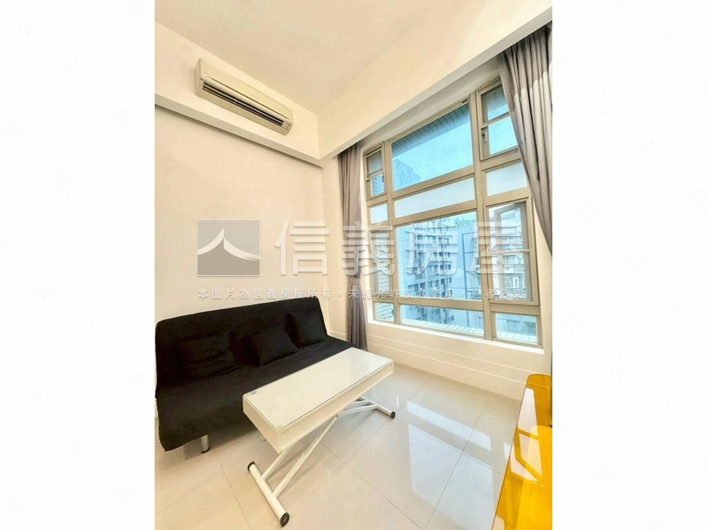 高樓明亮遠企之戀房屋室內格局與周邊環境