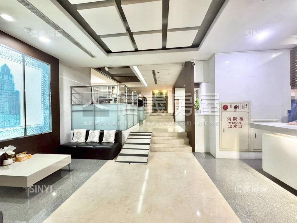 高樓明亮遠企之戀房屋室內格局與周邊環境