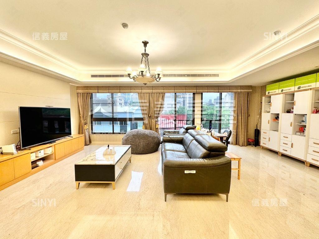 東方院靜謐三房雙車位房屋室內格局與周邊環境