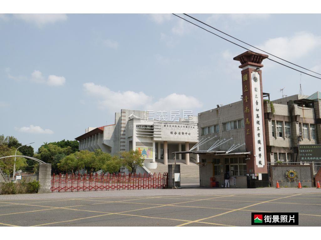 【永康】活巷車庫孝親透天房屋室內格局與周邊環境