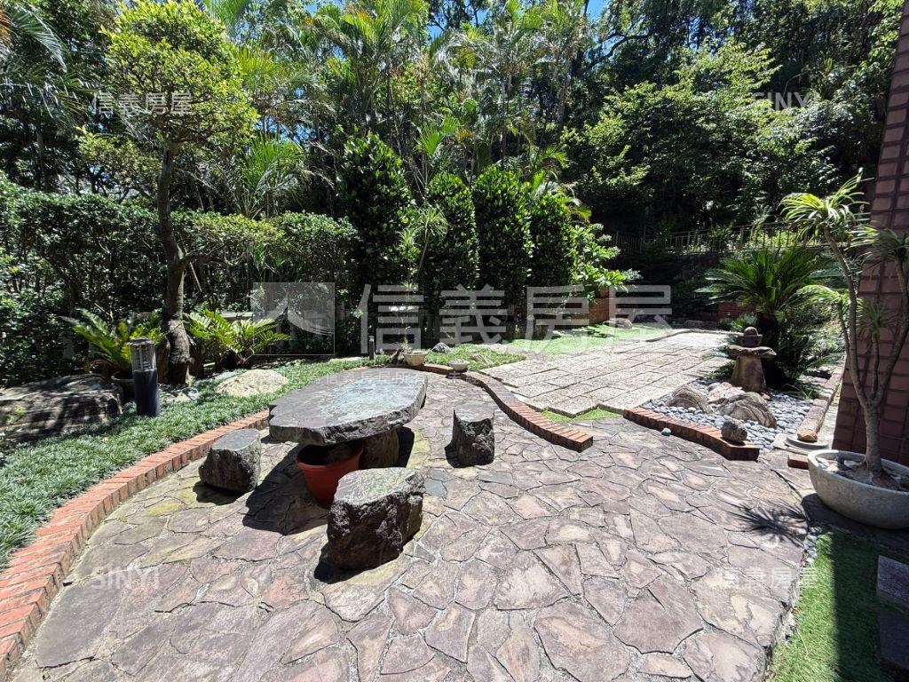 新光河山氣派戶房屋室內格局與周邊環境