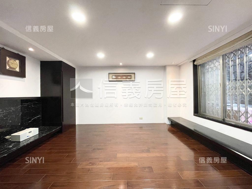 新光河山氣派戶房屋室內格局與周邊環境