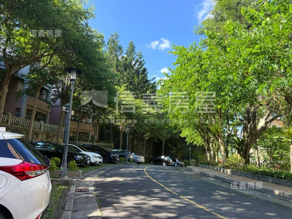 新光河山氣派戶房屋室內格局與周邊環境