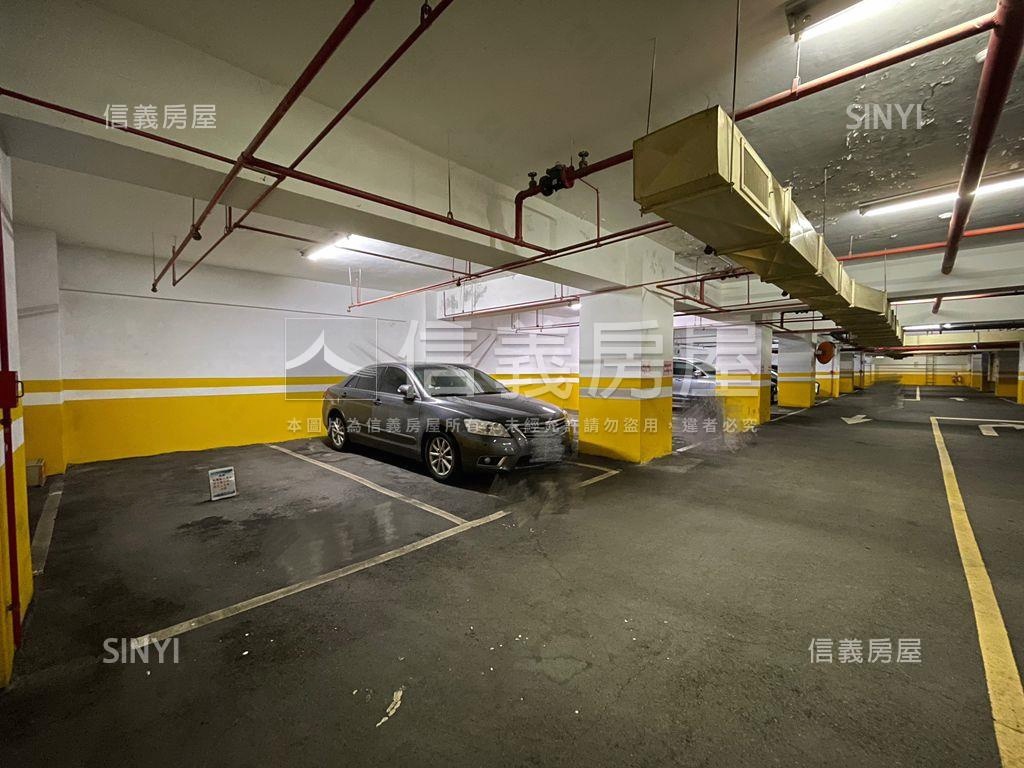 新光河山氣派戶房屋室內格局與周邊環境