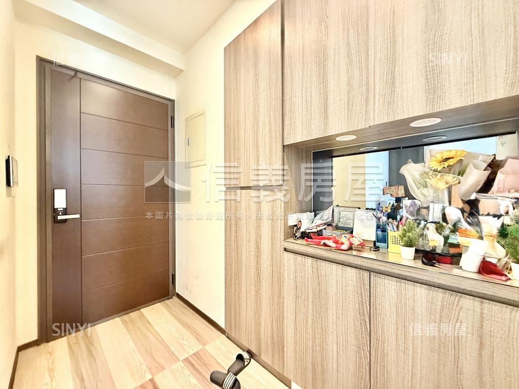 邊間採光佳｜青年時代房屋室內格局與周邊環境