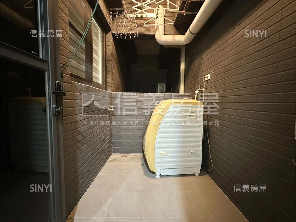 艾美館６景觀大兩房平車房屋室內格局與周邊環境