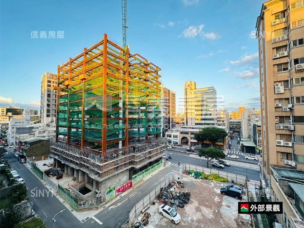 台北龍城稀有電梯頂加房屋室內格局與周邊環境