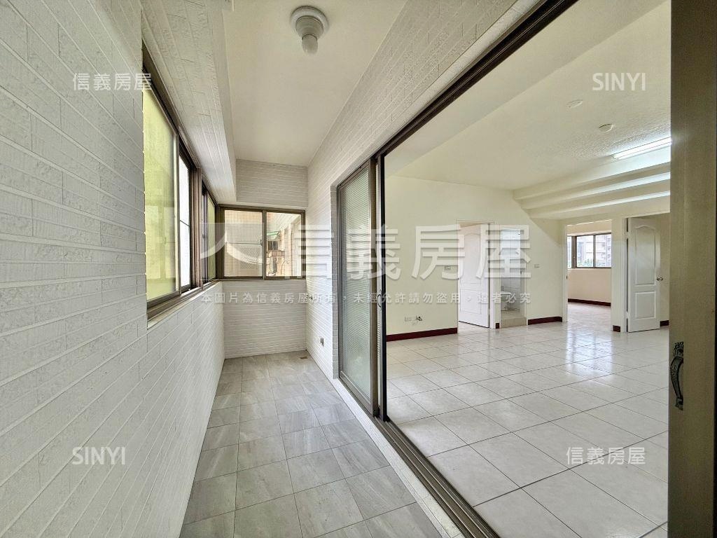 近成大雙陽台明亮三房房屋室內格局與周邊環境