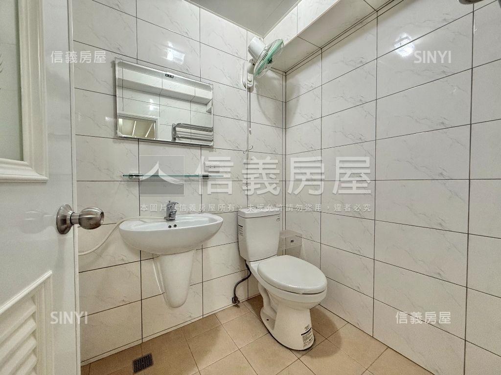 近成大雙陽台明亮三房房屋室內格局與周邊環境