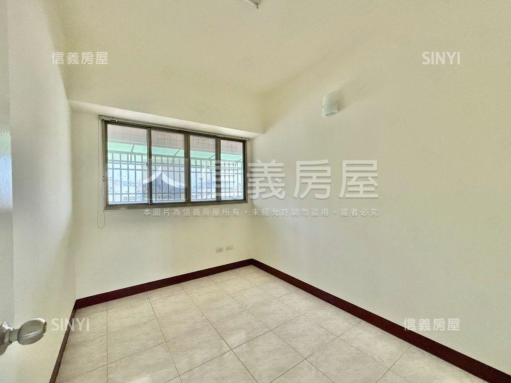 近成大雙陽台明亮三房房屋室內格局與周邊環境