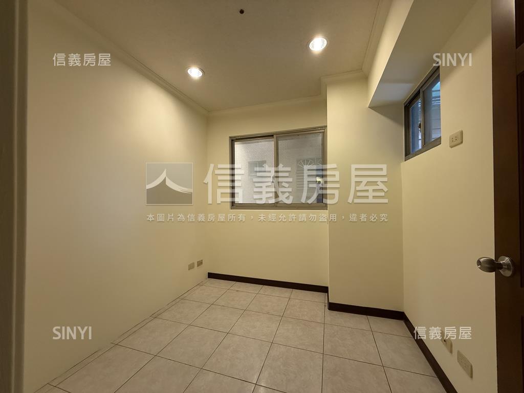 新秀賞漂亮三房房屋室內格局與周邊環境