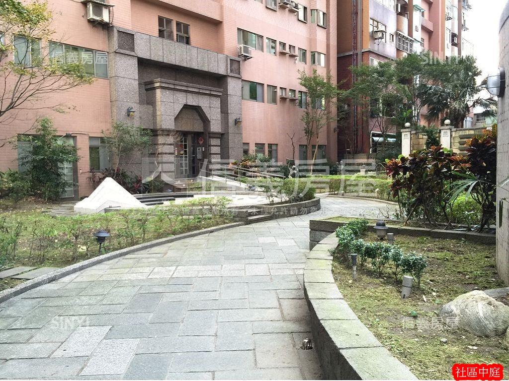 新秀賞漂亮三房房屋室內格局與周邊環境