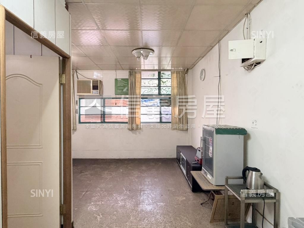 龍門透天店面房屋室內格局與周邊環境