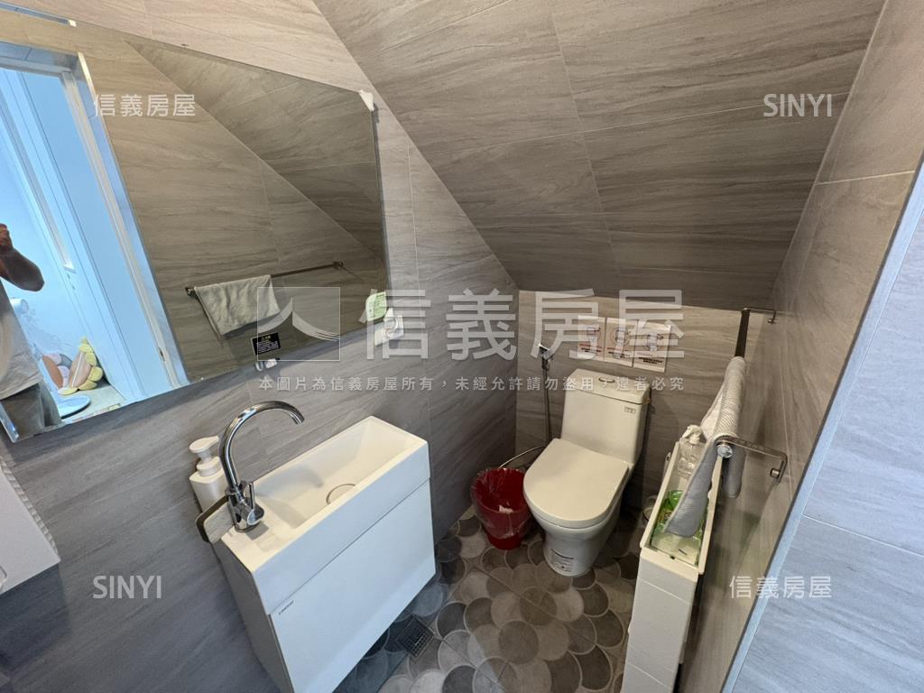 崙平南路獅子王樓店房屋室內格局與周邊環境