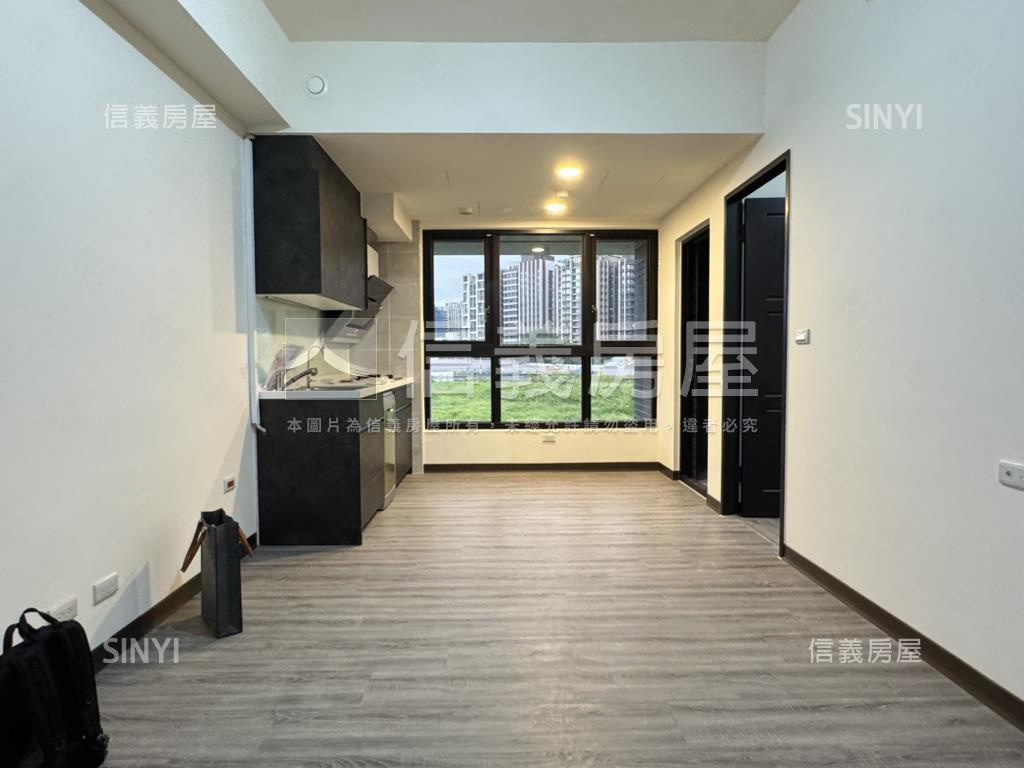 上謙城全新兩房坡平車位房屋室內格局與周邊環境