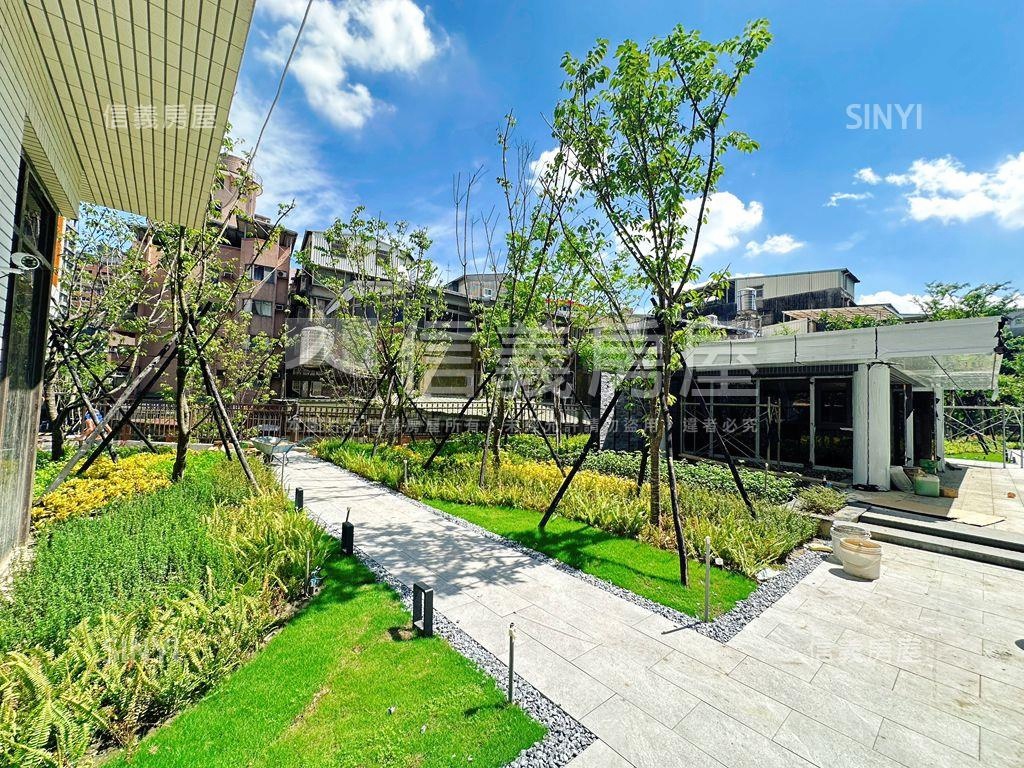 上謙城全新兩房坡平車位房屋室內格局與周邊環境