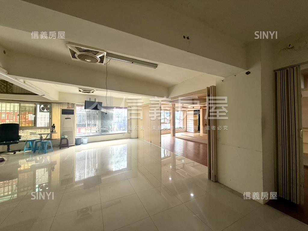 近中港運動公園二樓華廈房屋室內格局與周邊環境