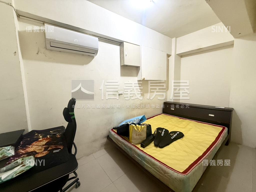 近中港運動公園二樓華廈房屋室內格局與周邊環境