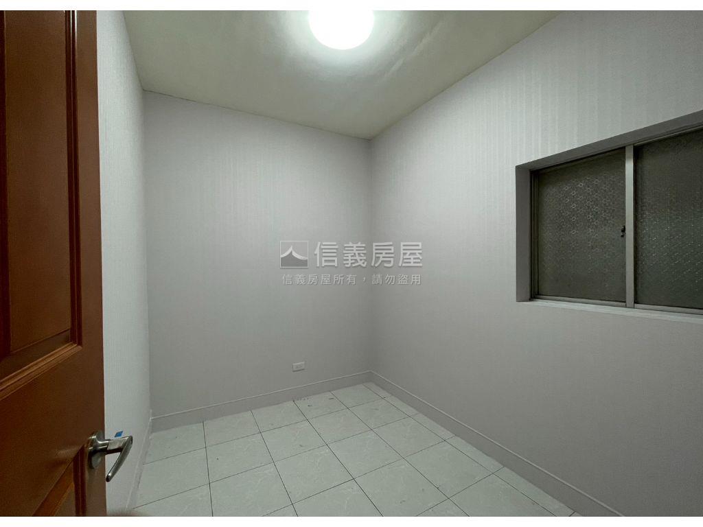 大里近立人高中三房美寓房屋室內格局與周邊環境