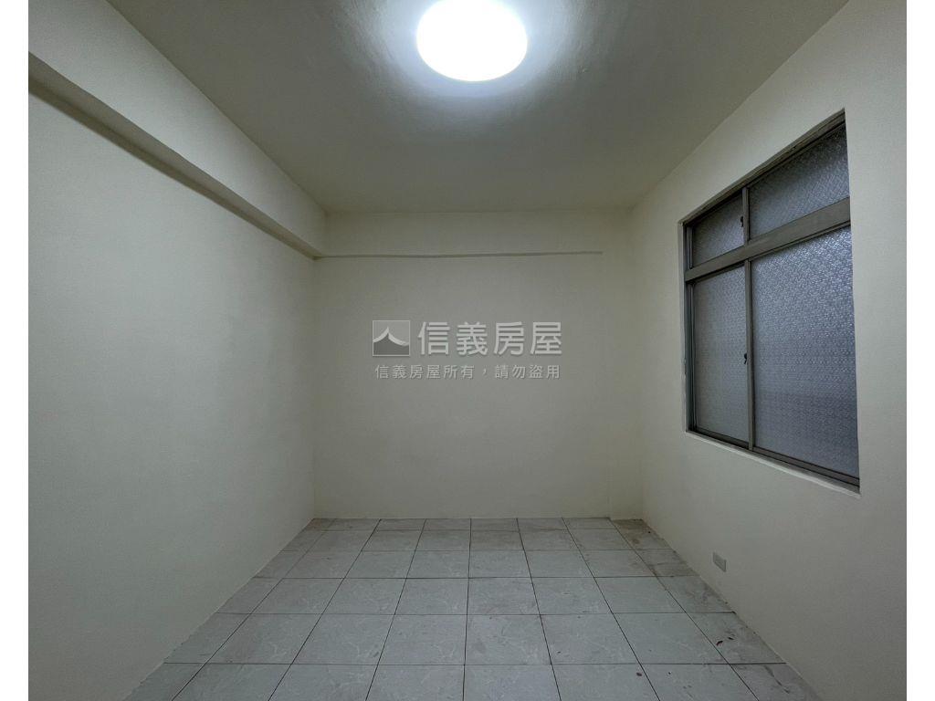 大里近立人高中三房美寓房屋室內格局與周邊環境