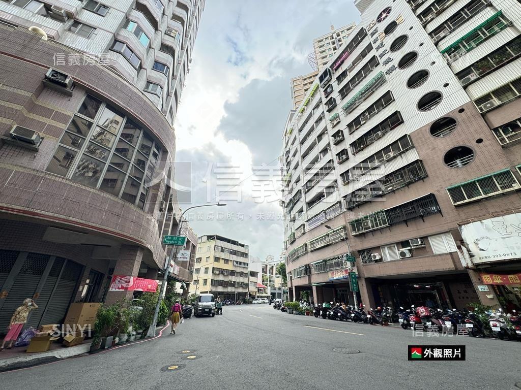 鼎山家樂福‧近輕軌店住房屋室內格局與周邊環境