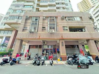 鼎山家樂福‧近輕軌店住