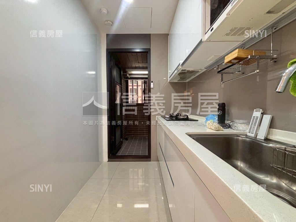 青の森沐光兩房車位房屋室內格局與周邊環境