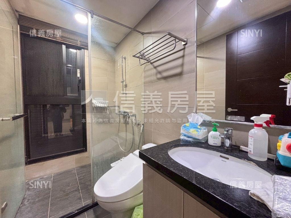 青の森沐光兩房車位房屋室內格局與周邊環境