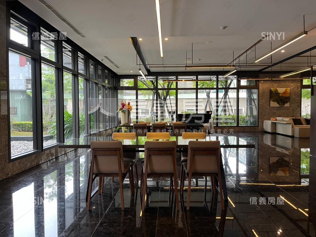 青の森沐光兩房車位房屋室內格局與周邊環境