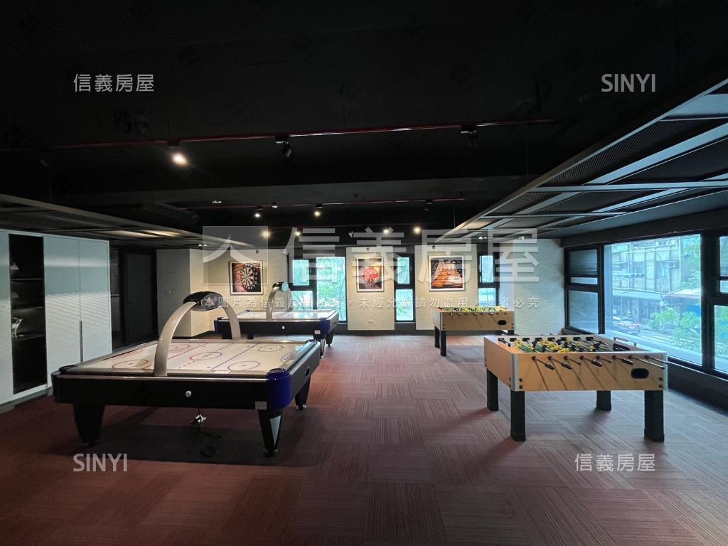 青の森沐光兩房車位房屋室內格局與周邊環境