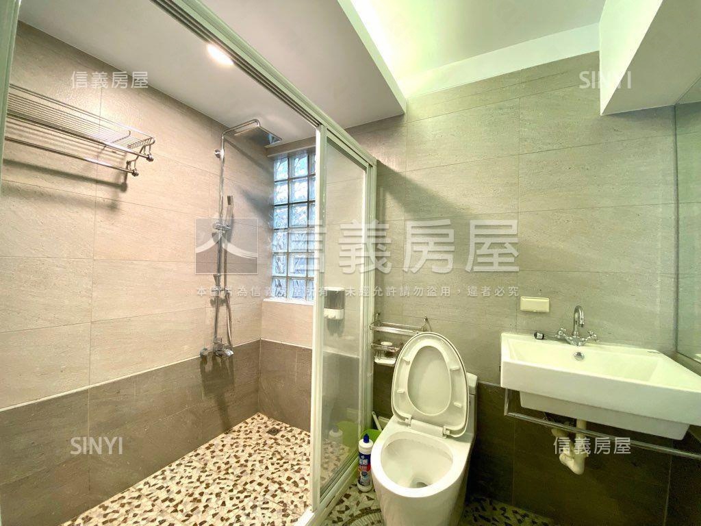 近文化中心三房附車位房屋室內格局與周邊環境