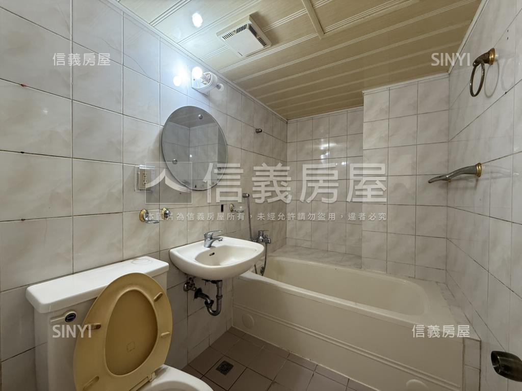 近內壢火車站黃金透店房屋室內格局與周邊環境