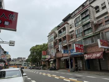 近內壢火車站黃金透店